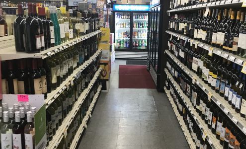 DAYVILLE FINE WINE & SPIRITS Dayville