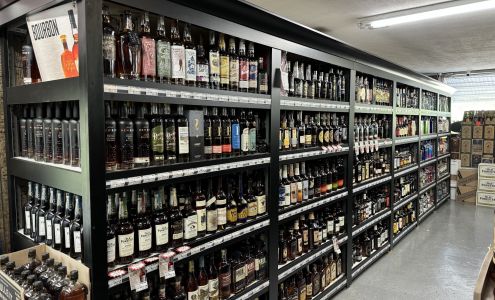 Blue Whiskey Store Versailles