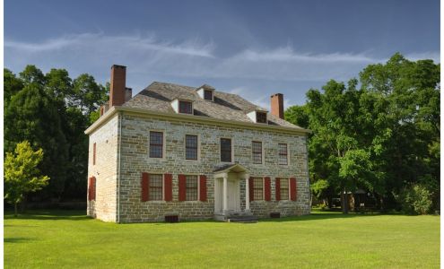 Old Fort Johnson / Montgomery County Historical Soc Fort Johnson