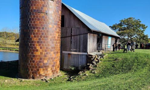 Little River Bluegrass Barn