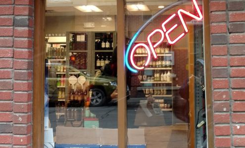 Collegetown Wine & Spirits