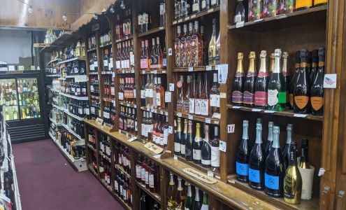 Landing Liquors Glen Cove