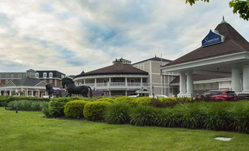 Saratoga Casino Hotel