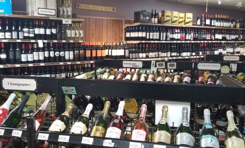 Showcase Wine & Liquor