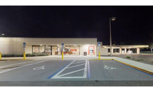 Bank of America (with Drive-thru ATM)