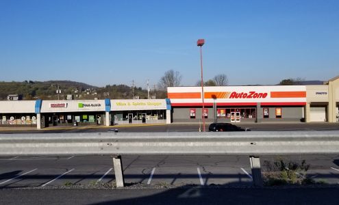 Fine Wine & Good Spirits #4801