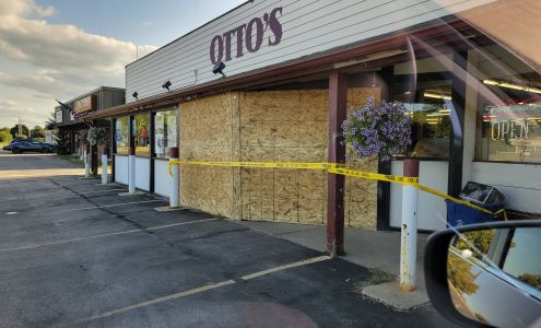 Otto's Wine & Spirits of Cedarburg