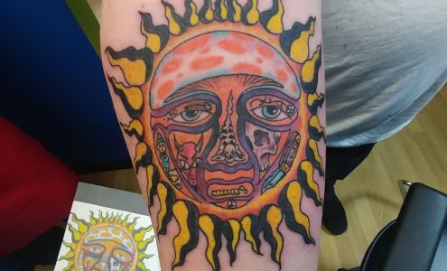 Fins & Feathers Lounge 404 Gardner St, South Beloit Illinois 61080