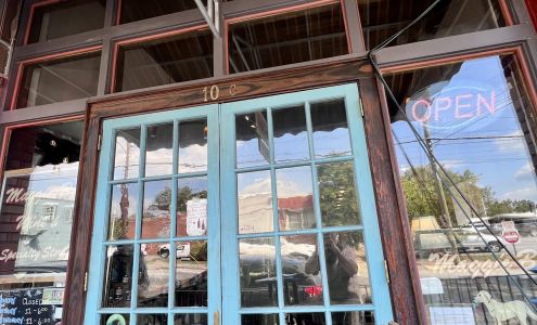 Maggie B's Wine & Specialty Store