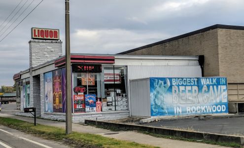 Gateway Spirits Wine & Beer Rockwood