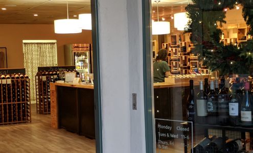 Point de Chene Wine & Beer