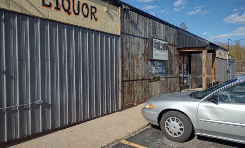 BOURBON HOUSE CADILLAC