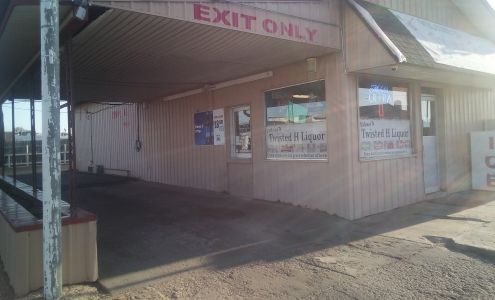 Twisted H Liquor Hugoton