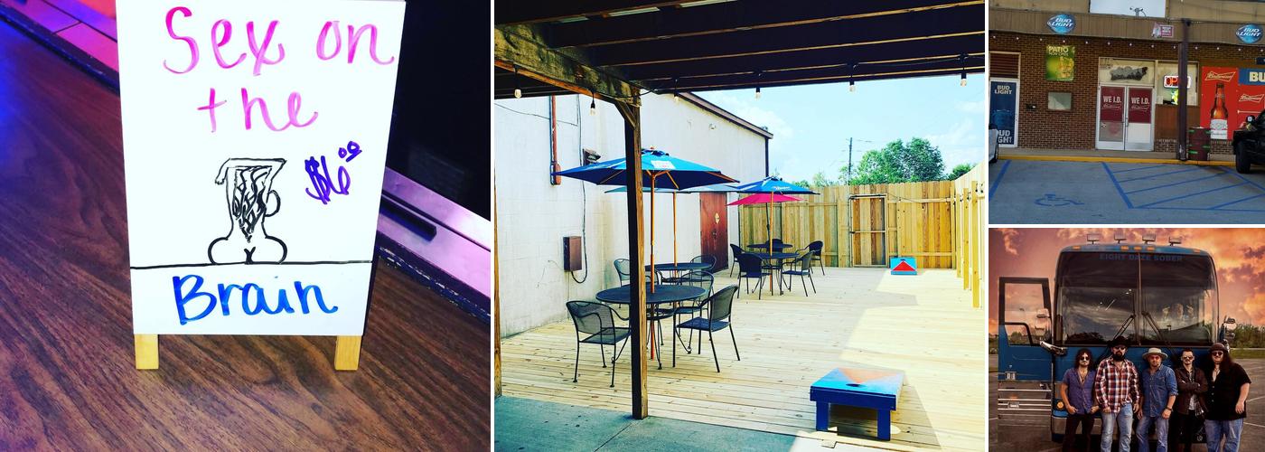 Frankie's Plaza Lounge