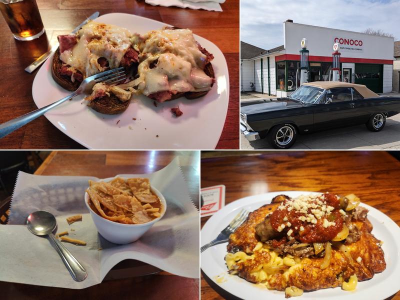 Bootleggers Bar, Grill and Pizza