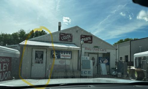 Riley Liquor Store Riley