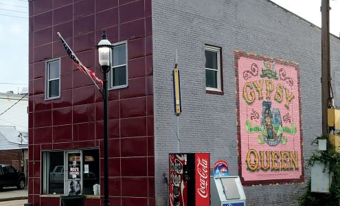 Moe's Bar Package Liquors and Gaming
