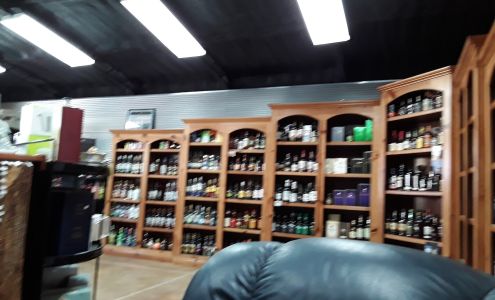 South River Liquor Thomas