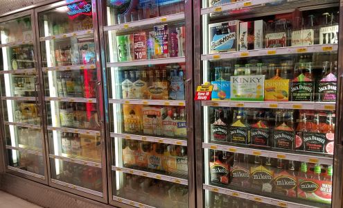 Corner Liquor Concordia