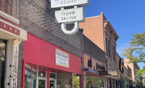 Bella Balsamic & The Pressed Olive