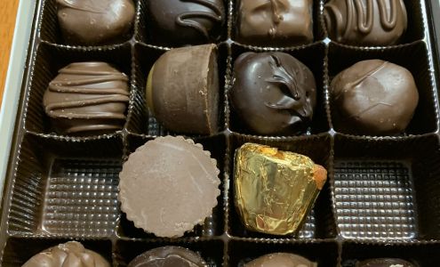 Faroh's Candies and Gifts