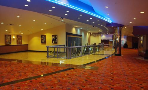 Regal Edwards Greenway Grand Palace