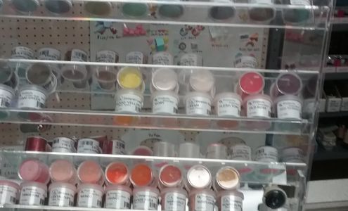 Happy Hostess House Cake Decorators