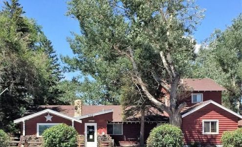 Z-Bar Cabins & Motel