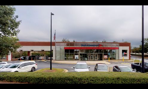 Bank of America (with Drive-thru ATM)