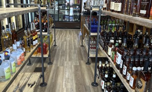 White River Liquors Meeker