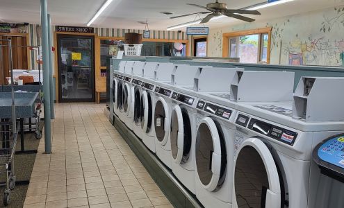 Soap 'N Suds Laundromat