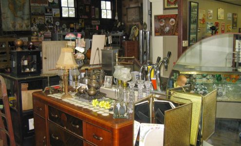 Reclaimed Treasures on Main Haverhill