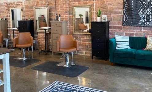 Roots & Branches Salon River Market