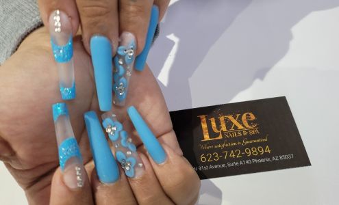 Luxe Nails