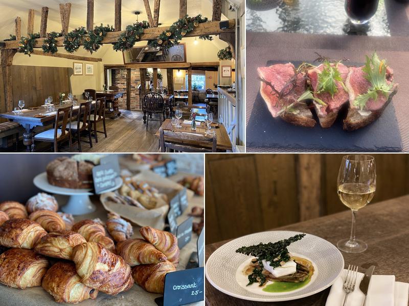 The Three Horseshoes