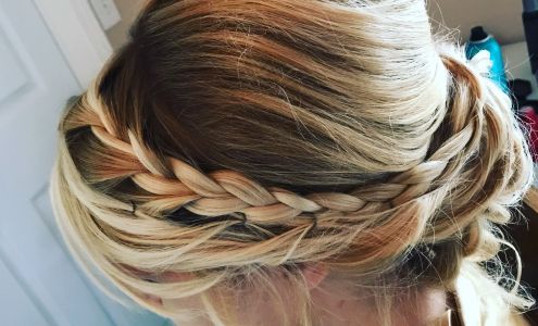 Nadina’s Hair Salon