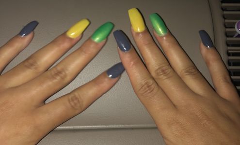 Lucky Nails