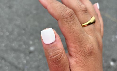 T & J Nail Salon Bridgeport