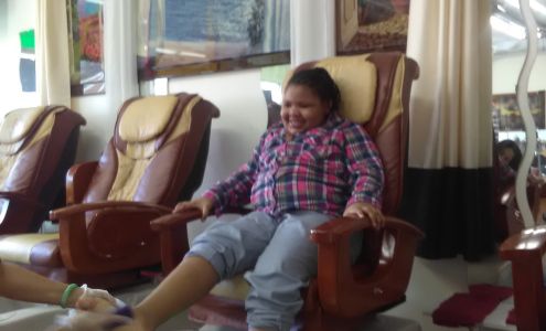 V H P V International Nails Llc Hartford