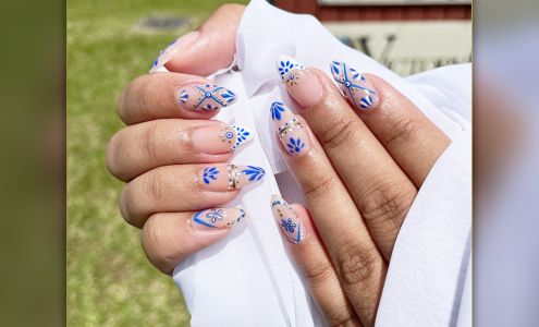 Demode Nails Gainesville