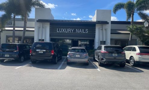 Luxury Nails