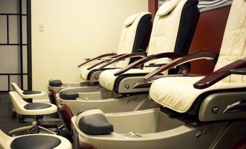 Polished Nail Bar (Pensacola)