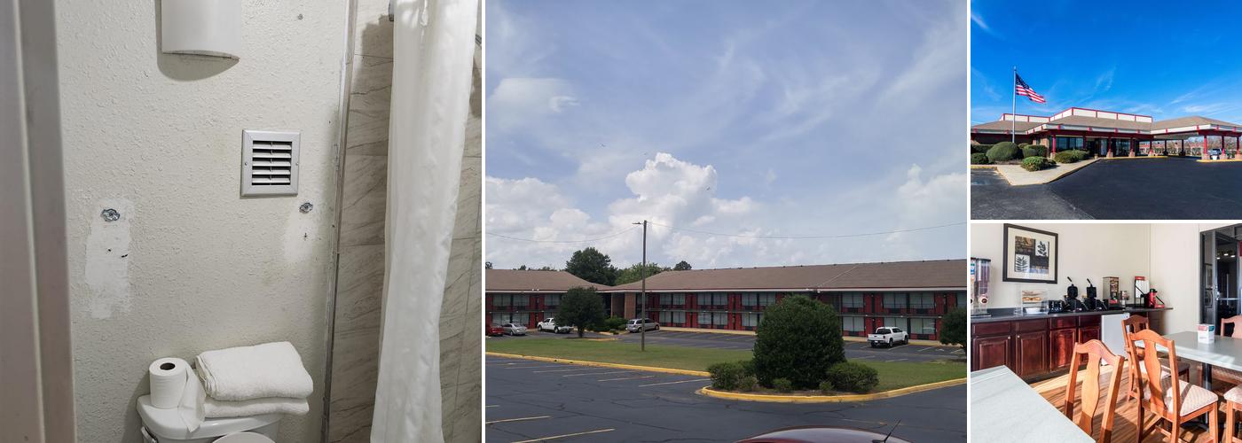 Econo Lodge Inn & Suites Conference Center