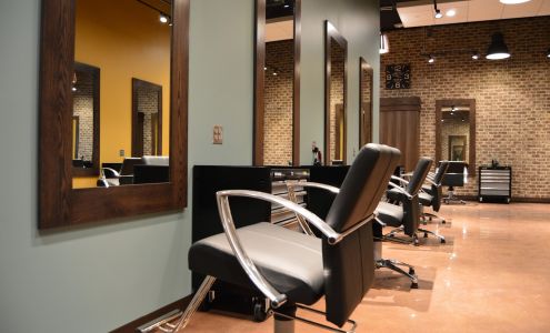 Xalon Salon 2934 W Division St, St Cloud Minnesota 56301