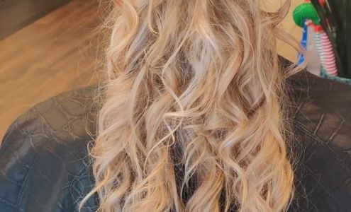 Under Cut Salon 1272 32nd Ave N, St Cloud Minnesota 56303