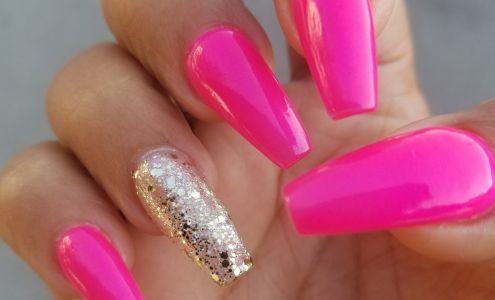 Top Nails Brockton