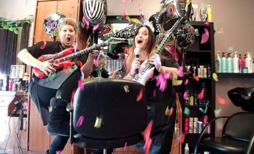 Untamed Stylists 930 Roosevelt Rd studio 22, Glen Ellyn Illinois 60137