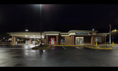 Bank of America (with Drive-thru ATM)