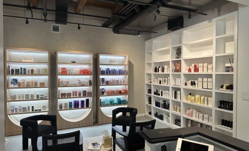 Salon 833 Chicago Chicago