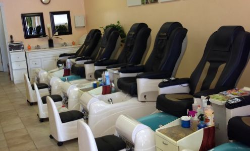 nailstar 3331 Rainbow Dr Suite B, Rainbow City Alabama 35906